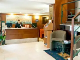 Hotel Residencial Caravela Lisbona