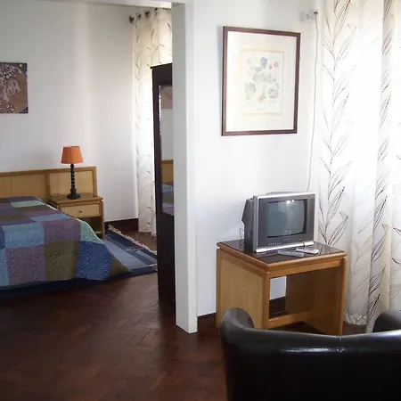 Hotel Residencial Caravela Lisbona