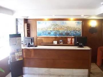 Residencial Caravela 2* 리스본