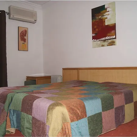 Residencial Caravela 2* Lisboa